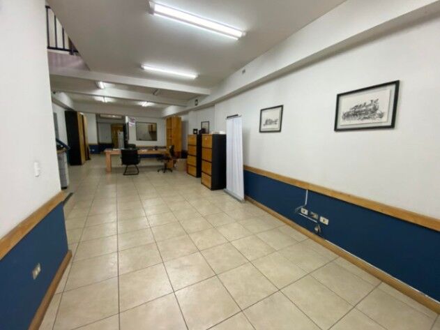 Alquiler de Oficina en Carmen, San José. RAH 25-614 in Carmen, San José — $600