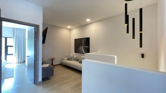 Alquiler de Casa en Santa Ana, San José. RAH 25-1758 en Santa Ana, San José — $2,200 - Foto 2 de 10