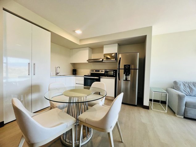 Alquiler de Apartamento Amueblado en condominio en La Uruca en Uruca, San José — $1,250 - Foto 2 de 14
