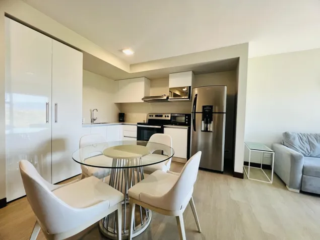 Alquiler de Apartamento Amueblado en condominio en La Uruca en Uruca, San José — $1,250 - Foto 2 de 14