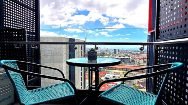 Venta de Impresionante Apartamento en Barrio Escalante-San José.  in Carmen, San José — ₡ 115 000 000