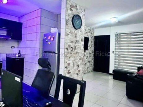 APARTAMENTO EN VENTA EN SAN SEBASTIAN. SAN JOSÉ. en San Sebastián, San José — ₡ 45 500 000