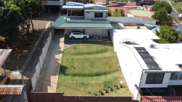 Casa centrica con vista, San Isidro del General, Perez Zeledon. in San Isidro De El General, Pérez Zeledón, San José — $329,999