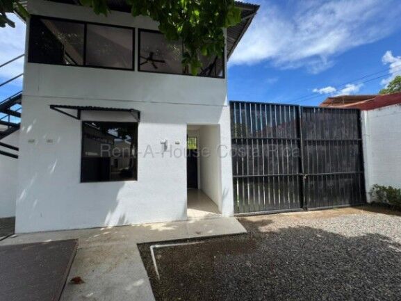 Venta de Hotel en Garabito-Jacó. INVERSIÓN in Jacó, Garabito, Puntarenas — $1,200,000