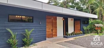 Amazing Ocean view villa for sale in Uvita  en Bahía Ballena, Osa, Puntarenas — $780,000 - Foto 2 de 10