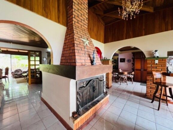 MLS-26-647 LS VENTA HERMOSA CASA SAN RAFAEL HEREDIA en San Rafael, Heredia — $525,000