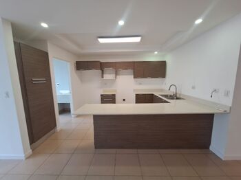 Venta Hermosa Casa en Santa Ana en Condominio  in Brasil, Santa Ana, San José — $195,000 - Photo 5 of 20