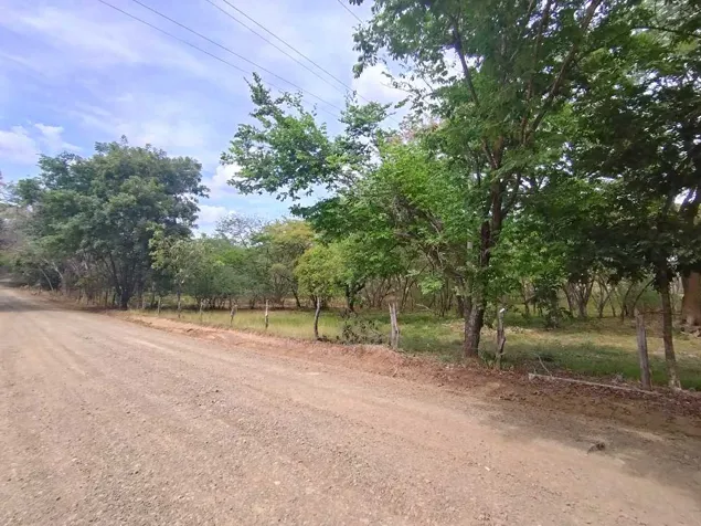 Lote de 4000m2 a 5 minutos de la Playa Marbella in Cuajiniquil, Santa Cruz, Guanacaste — $185,000 - Photo 2 of 13