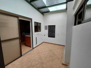 Alquiler de Casa en Montes de Oca-San Pedro. RAH 27-452 en San Pedro, Montes De Oca, San José — 485 000 ₡ - Foto 4 de 12