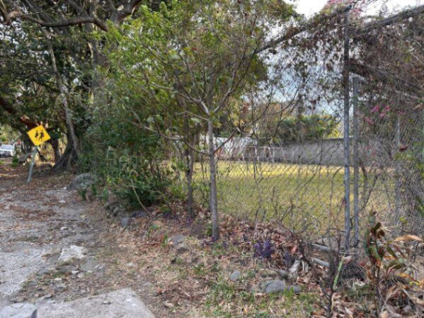 Lote plano cerca del centro ideal para construir o invertir con alta plusvalía 26-1687 GS in Santa Ana, San José — $177,000