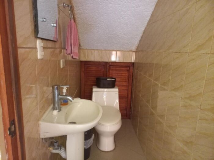 Venta de Casa + APTO en Mata de Plátano, San José. RAH 26-575 en Mata de Plátano, Goicoechea, San José — ₡ 140 000 000