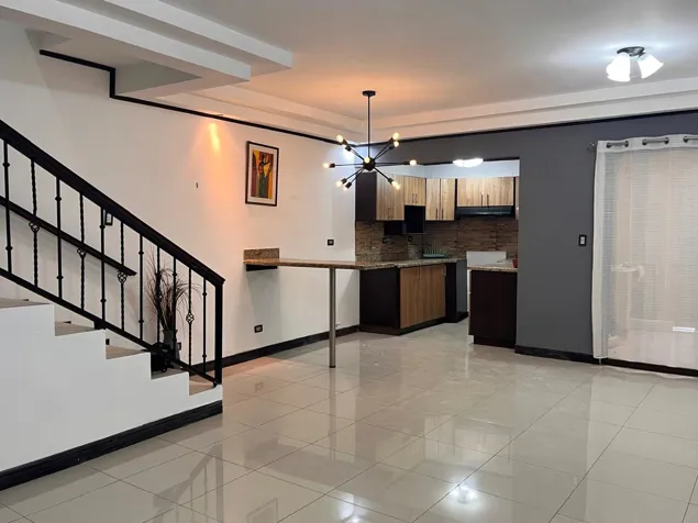 Casa en Venta en Concepción de Tres Ríos, Cartago in Concepción, La Unión, Cartago — ₡ 79 900 000 - Photo 3 of 18