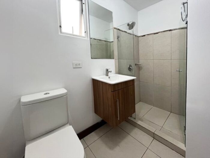 Venta de Apartamento en Condominio Almendares – San Sebastián 26 1369  en San Sebastián, San José — $93,000