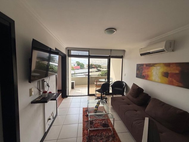 Apartamento en Avalon Country Club, Santa Ana – 1 Habitación in Santa Ana, San José — $1,000