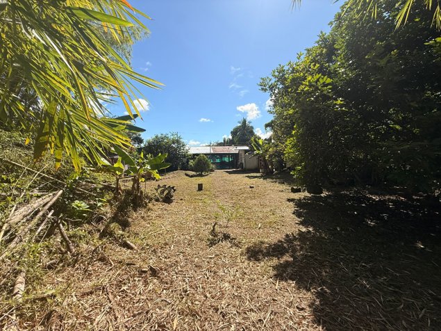 Lote increíble cerca del centro en Golfito, Puntarenas — $185,000 - Foto 2 de 9