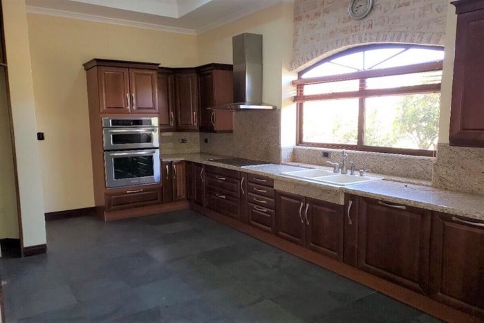 VENTA / Majestuosidad y Exclusividad en Santa Ana in Brasil, Santa Ana, San José — $600,000 - Photo 2 of 18