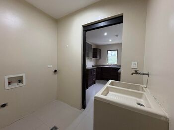 Alquiler de Apartamento en Brasil de Santa Ana. RAH 26-411 in Brasil, Santa Ana, San José — $1,300 - Photo 4 of 10