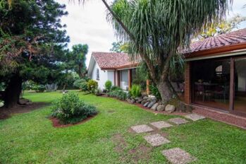 Alquiler de Excelente Casa en San Rafael de Escazú / OFC Mls. 25-1013 en San Rafael, Escazú, San José — $4,500 - Foto 5 de 21