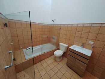 Venta de Casa en La Unión-Tres Ríos. RAH 26-1428 PRECIO REBAJADO en Tres Ríos, La Unión, Cartago — $220,000 - Foto 5 de 6