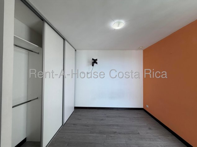 ¡Vive en las Alturas! Penthouse in San Sebastián, San José — ₡ 63 000 000 - Photo 3 of 14