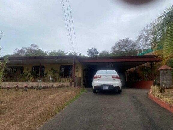 Se vende casa con lote de 1400m2 en Tacares de Grecia 25-1550 en Tacares, Grecia, Alajuela — ₡ 110 000 000