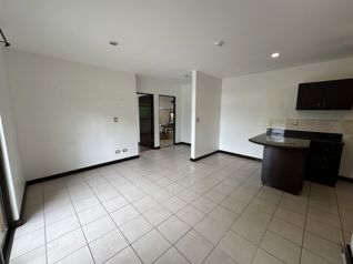 Apartamento en Ciudad Colón in Colón, Mora, San José — $800 - Photo 4 of 14