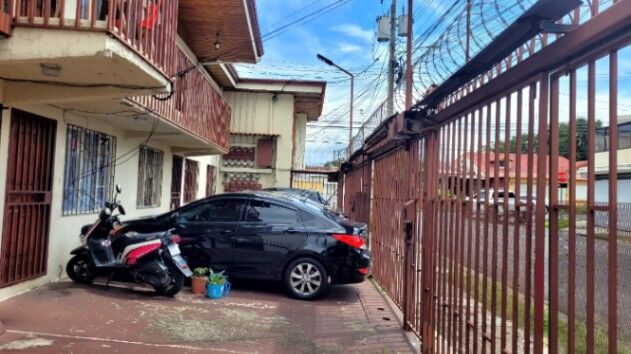 Venta de Apartamento recien remodelado en Tibás Centro en San Juan, Tibás, San José — ₡ 55 500 000
