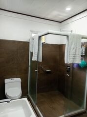 GRANDE Y BELLA PROPIEDAD CON CASA EN ATENAS.  en Mercedes, Atenas, Alajuela — 160 000 000 ₡ - Foto 4 de 24