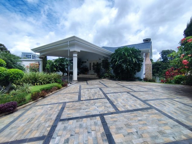 Venta o Alquiler de Casa en Los Laureles - SM1272 en San Rafael, Escazú, San José — $980,000