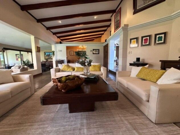 Alquiler de Hermosa Casa en  Moravia / Mls. 26-496 OFC JB en San Vicente, Moravia, San José — $3,800