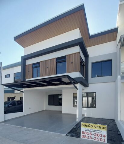 Casa en venta Tres Ríos. Condominio Distrito San Juan en Tres Ríos, La Unión, Cartago — ₡ 173 000 000