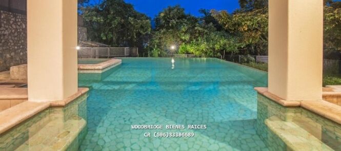 Escazú luxury home for sale $2.300.000 / in Cerro Real  en Escazú, San José — $2,300,000