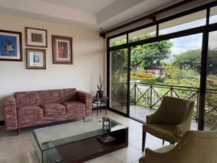 Venta de casa en Condominio en Ulloa, Heredia en Ulloa, Heredia — $430,000 - Foto 3 de 42