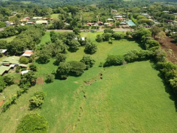 Finca de 24,6 Hectáreas con Usos de Suelo Mixtos en La Garita-Alajuela, Costa Rica. en Garita, Alajuela — $6,500,000