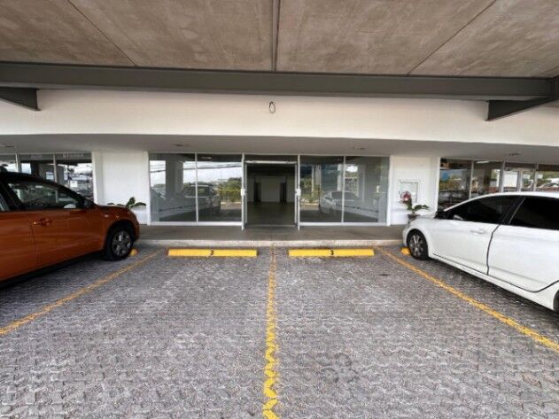 Venta de Local Comercial en Escazú / OFC in San Rafael, Escazú, San José — $275,000