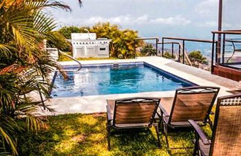 Hotel estilo boutique en Atenas en Atenas, Alajuela — $1,750,000 - Foto 3 de 12