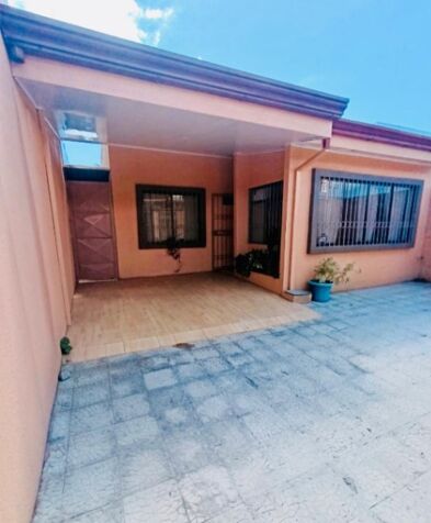 House for Sale in El Roble, Puntarenas en El Roble, Puntarenas — ₡ 46 000 000