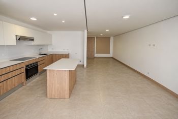 Casa de 3 Habitaciones en Condominio La Vita en San Antonio, Escazú, San José — $2,000 - Foto 4 de 26