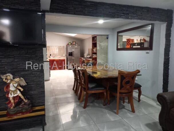 hermosa casa en venta el carmen de guadalupe en Patalillo, Vázquez de Coronado, San José — ₡ 85 000 000