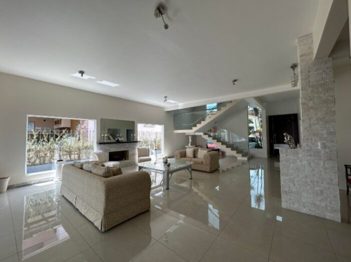 CASA EN VENTA, SAN ISIDRO HEREDIA COD#23-2591 en San Isidro, Heredia — $795,000