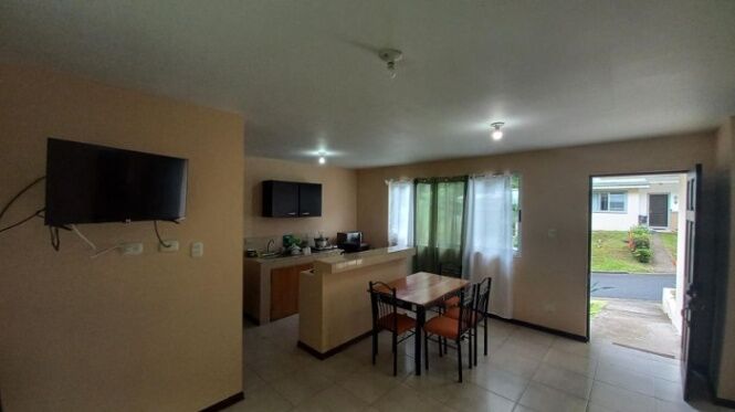 Venta de Casa de Playa en Garabito-Jaco, Puntarenas. RAH 26-324 PRECIO REBAJADO in Jacó, Garabito, Puntarenas — ₡ 62 500 000