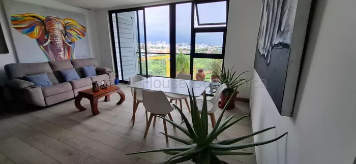 Venta de Apartamento AMUEBLADO en Núcleo Sabana. RAH 27-859 en Mata Redonda, San José — $249,500 - Foto 3 de 19