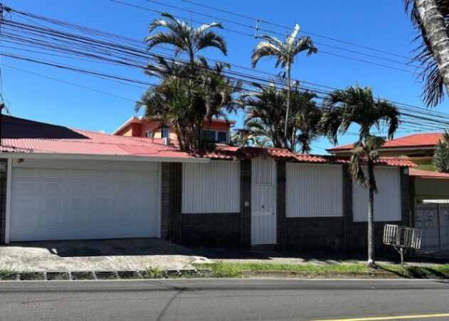 Venta de Casa en Belén, Heredia. en La Asunción, Belén, Heredia — $310,000