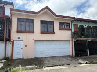 Se vende casa en San Josecito de San Rafael