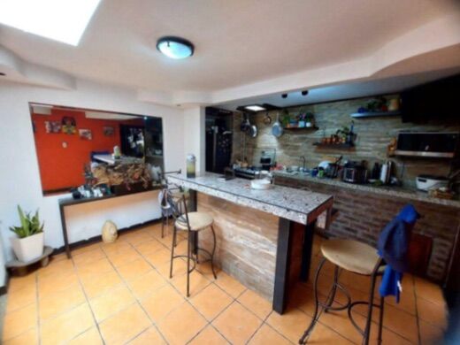 Hermosa propiedad llena de naturaleza en San Rafael de Escazú en San Rafael, Escazú, San José — $153,000