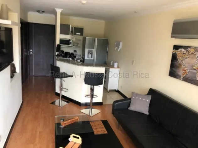 Alquiler de Apartamento en Avalon Country Club, Santa Ana. RAH 26-2026 en Santa Ana, San José — $1,200 - Foto 3 de 10