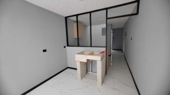 Alquiler apartamento grande en Sábana  in Merced, San José — $1,500 - Photo 4 of 20