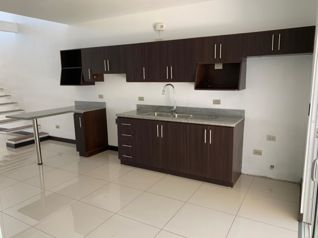 CASA EN VENTA | SABANILLA | PRECIO REBAJADO: ¡APROVÉCHELO! en San Pedro, Montes De Oca, San José — $232,000 - Foto 4 de 17