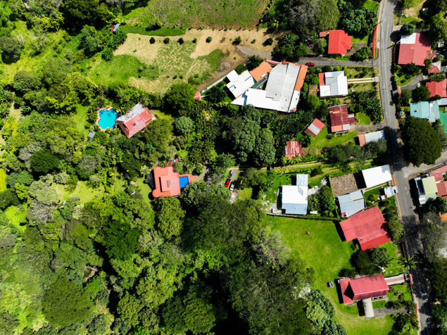 Retiro de Bienestar | Santuario de Yoga | Oportunidad de Hotel in Atenas, Alajuela — $1,295,000 - Photo 2 of 39