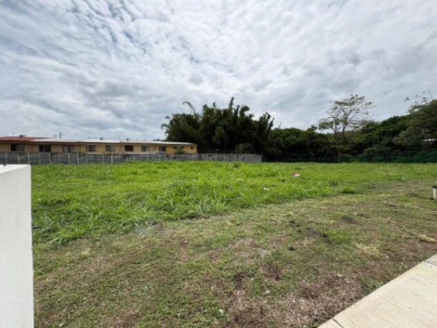 Venta de Lote en Santa Ana, San José. RAH 25-1973 in Santa Ana, San José — $144,000